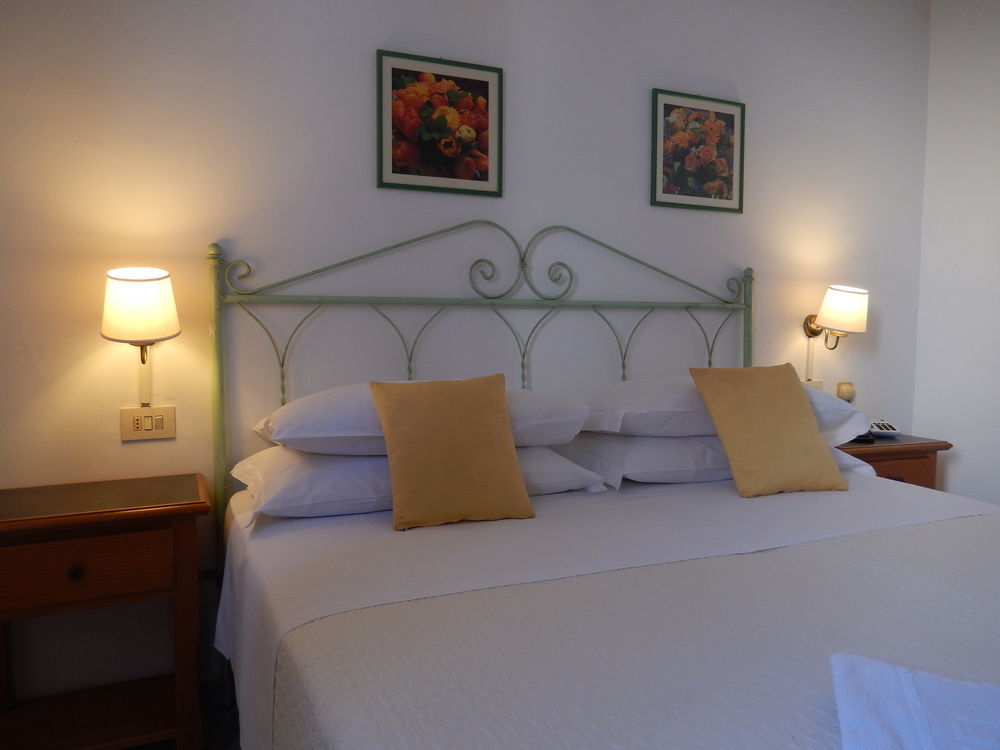 Hotel Europa Ischia Buitenkant foto