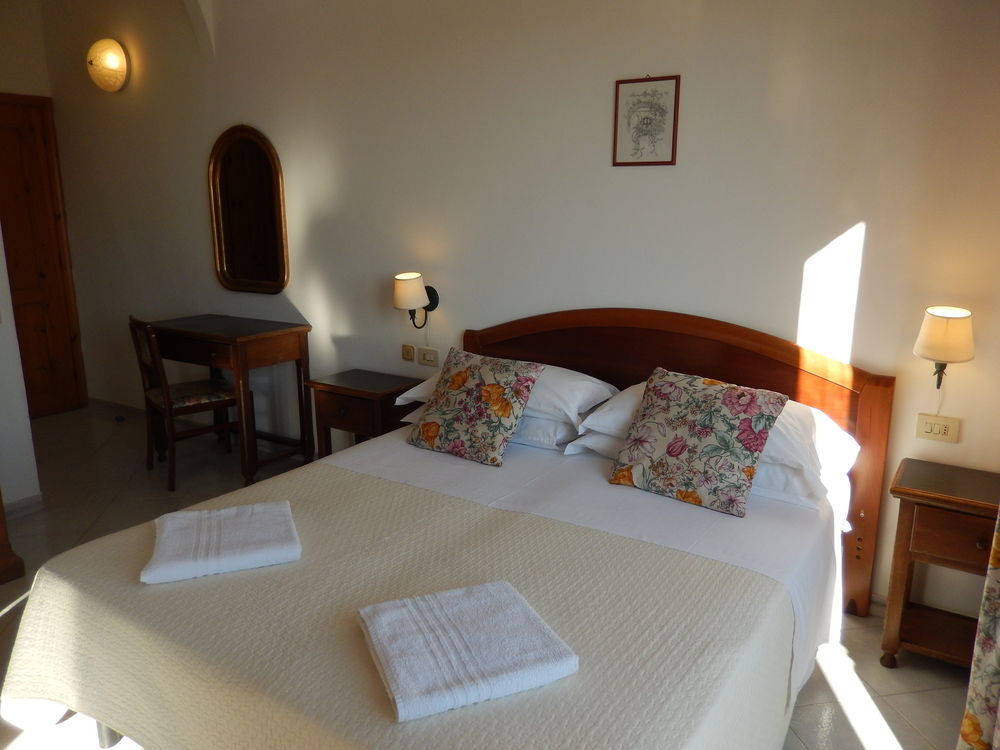 Hotel Europa Ischia Buitenkant foto