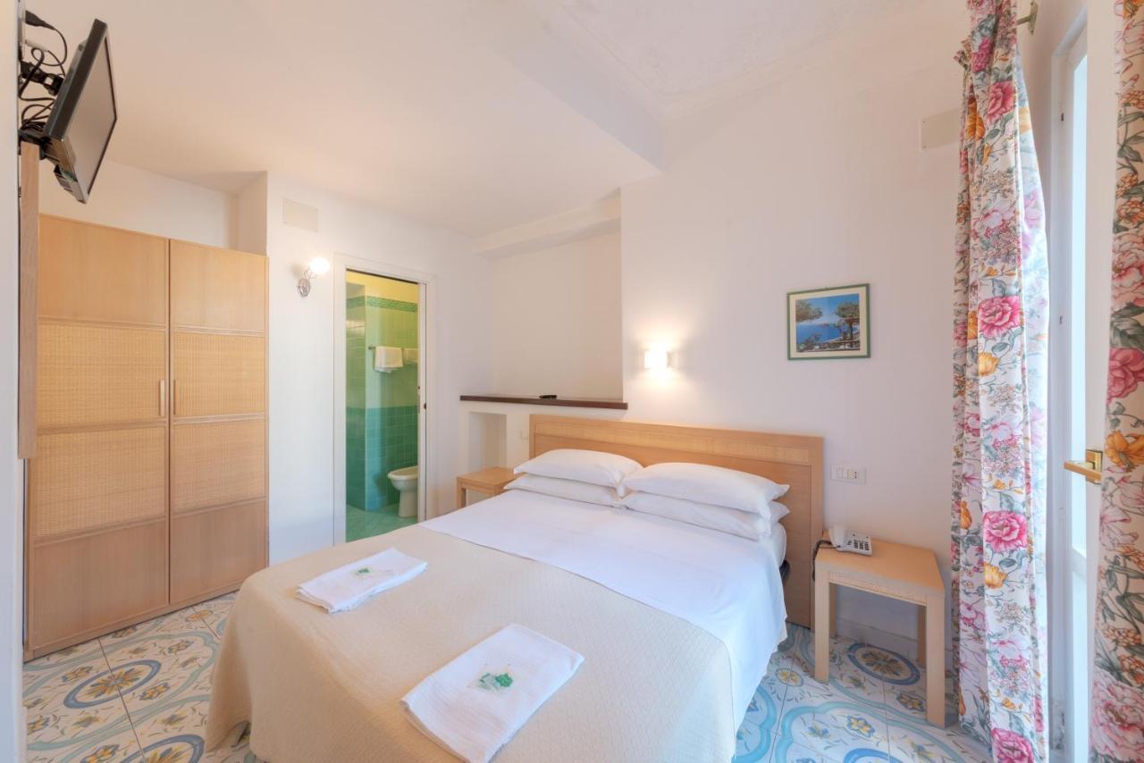 Hotel Europa Ischia Buitenkant foto